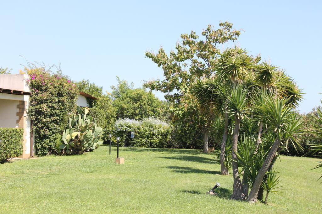 Valle Di Mare Country Resort Fontane Bianche Exterior foto